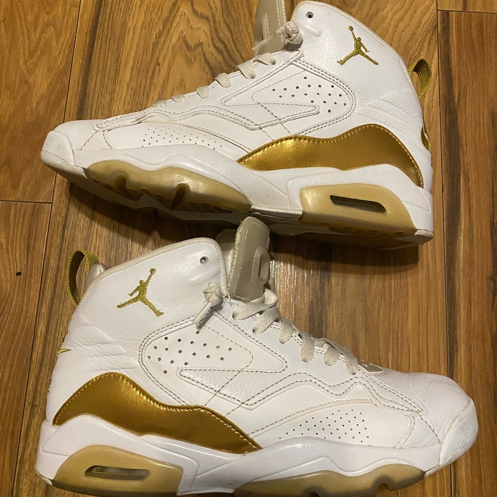 Jordan White and Gold High-Top Basketball Sneakers for Women size 9